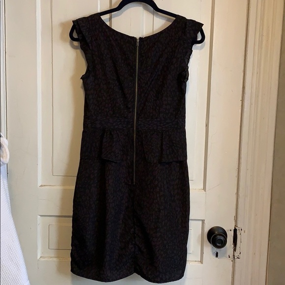 Jacob Print Dress with slightly peplum waist - Picture 4 of 4